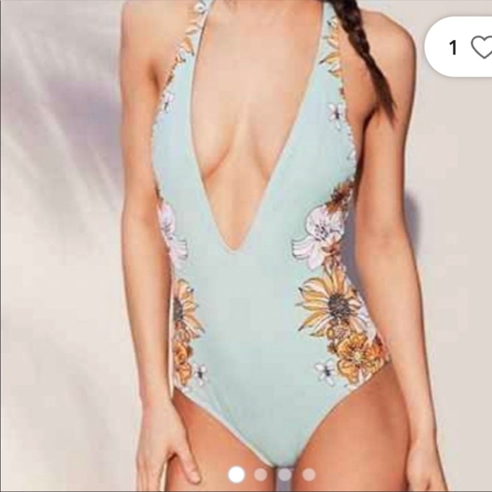 Cupshe one piece size small